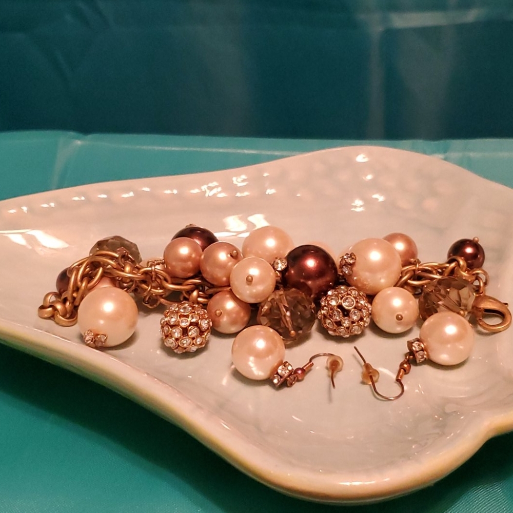 Womens Pearly, Pave Stone Bracelet/Earrings
